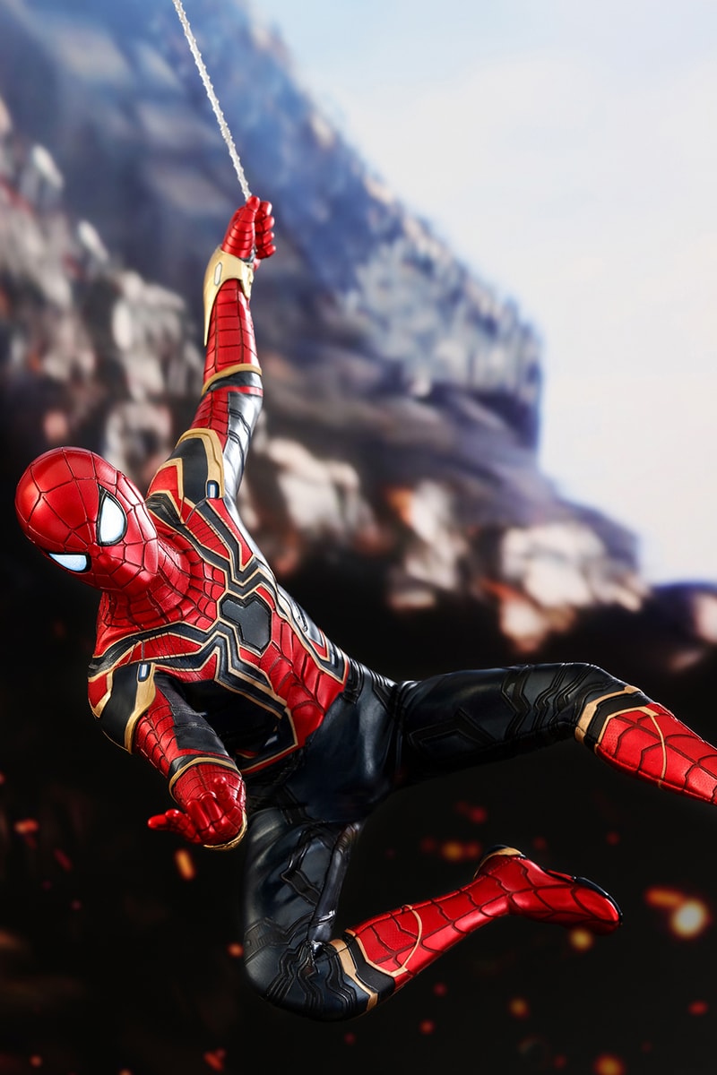 Avengers Infinity War Hot Toys Iron Spider Man Collectible Figure Tony Stark Tom Holland Marvel Action Comic