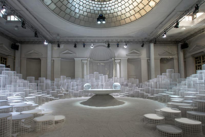 Caesarstone & Snarkitecture Play With Liquid Elements in New Amphitheater Installation