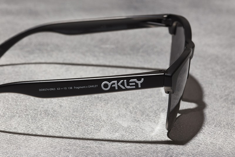 fragment design Oakley Frogskins Lite sunglasses april 28 2018 spring summer release date info drop collaboration hiroshi fujiwara