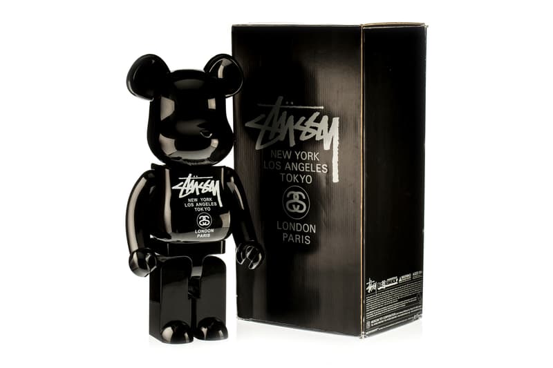 Heritage Auctions April Collectible Toys Auction KAWS TOYS Bearbricks Medicom Be@rbricks Kidrobot Supreme New York Los Angeles BAPE Lucas Films Orignalfake