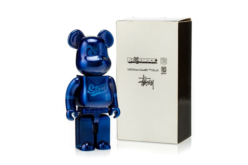 Heritage Auctions April Collectible Toys Auction KAWS TOYS Bearbricks Medicom Be@rbricks Kidrobot Supreme New York Los Angeles BAPE Lucas Films Orignalfake