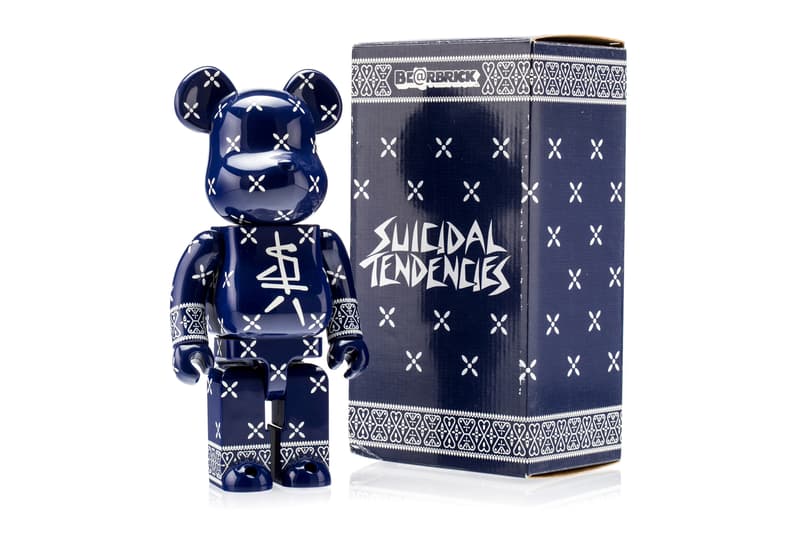 Heritage Auctions April Collectible Toys Auction KAWS TOYS Bearbricks Medicom Be@rbricks Kidrobot Supreme New York Los Angeles BAPE Lucas Films Orignalfake