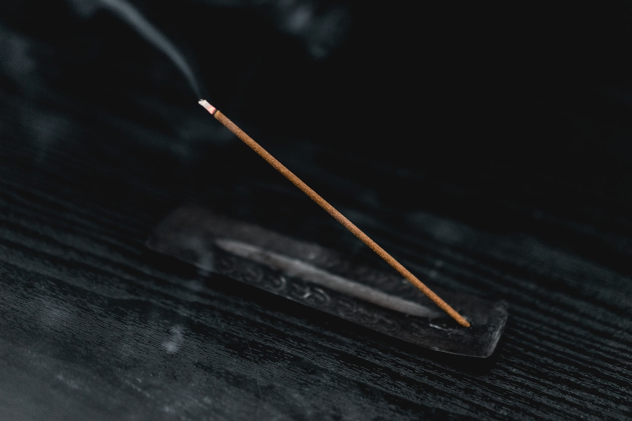 A Buddhist Guide to Using Incense