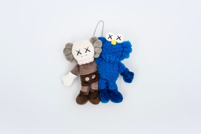 KAWS SEEING/WATCHING BFF Companion Changsha International Finance Square IFS China Bronze Art Sculpture Installation Pre-Sale Release Plush Key Chain T-shirt Glass Tote Bag