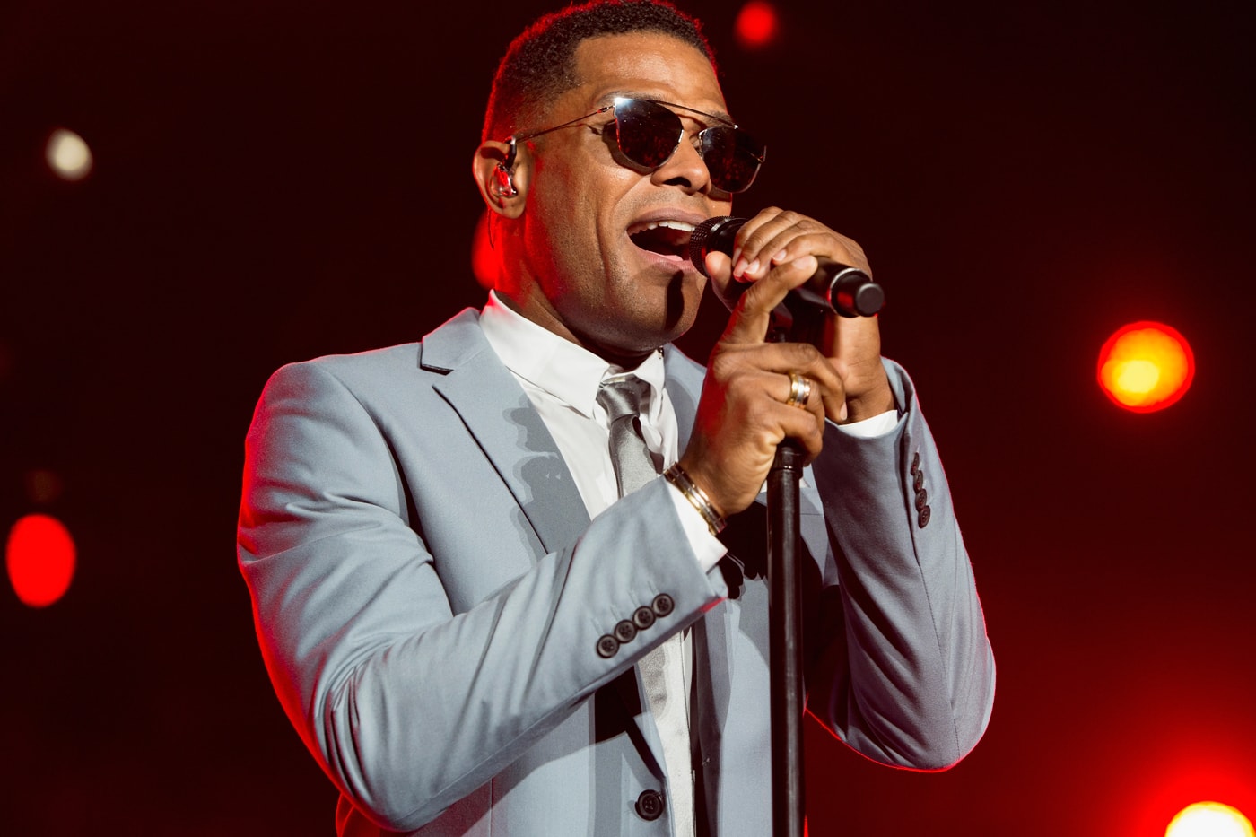 maxwell-returns-with-a-new-single-lake-by-the-ocean