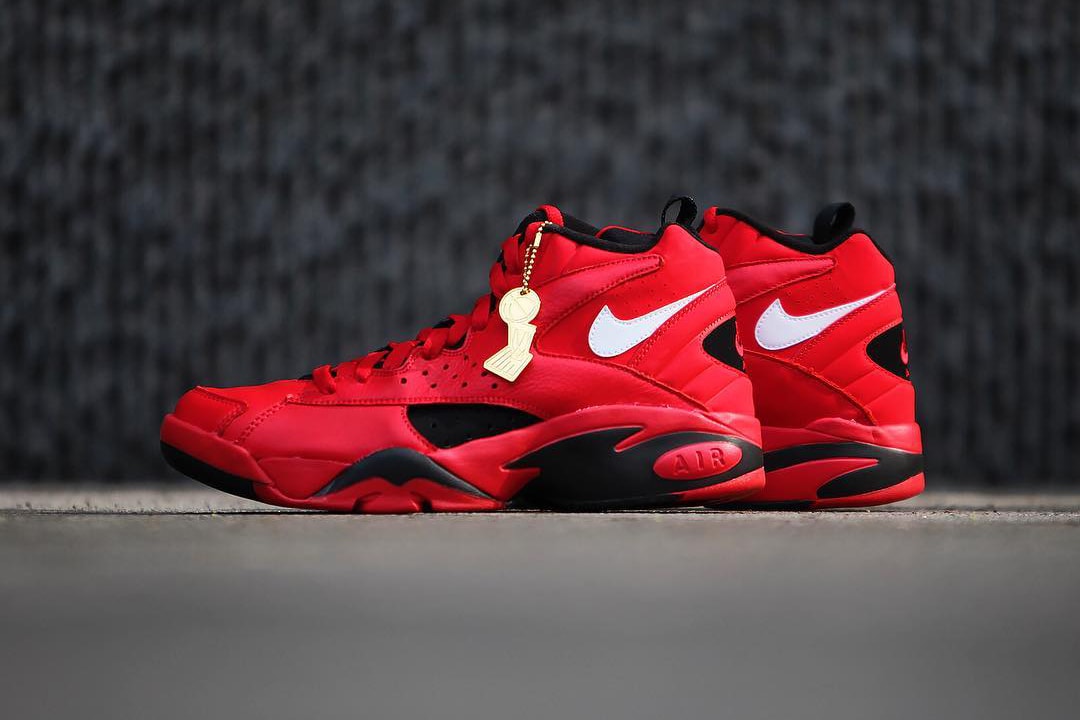 Nike Air Maestro II Trifecta scottie pippen red white black chicago bulls triple double finals may 10 2018 release date info drop