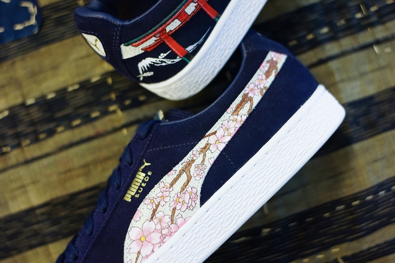 PUMA Suede Ukiyo-E Custom the flyinghawk studio simple union Sakura  Dairin-style Torii japan blue