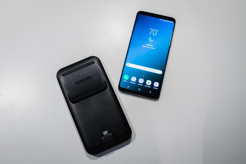 Samsung DeX Pad1 mouse monitor keyboard Galaxy S9 preorder available release date info drop