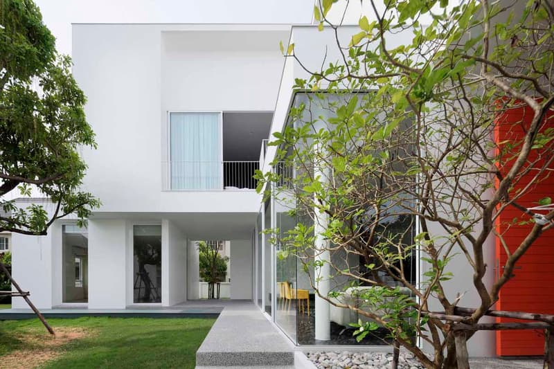 White Box Ayutt and Associates Homes Houses Modern Interior Exterior Bangkok Thailand Interior Exterior Building Inspiration Influence Minimalist