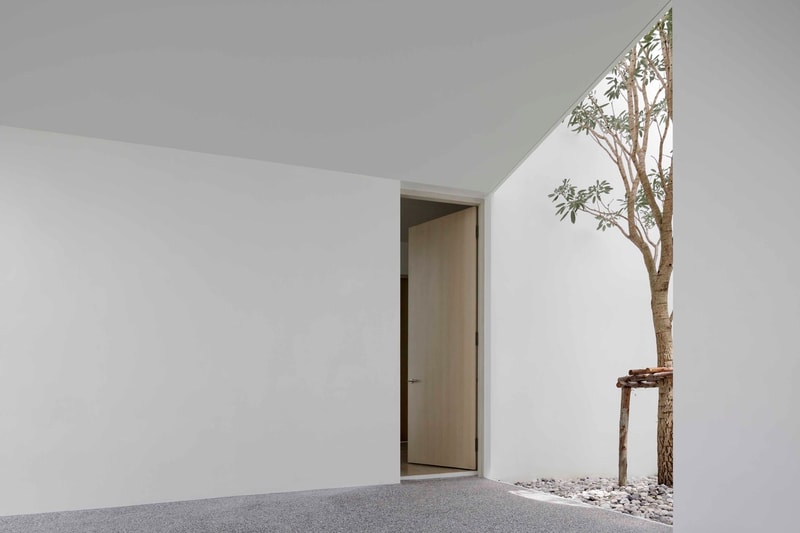 White Box Ayutt and Associates Homes Houses Modern Interior Exterior Bangkok Thailand Interior Exterior Building Inspiration Influence Minimalist