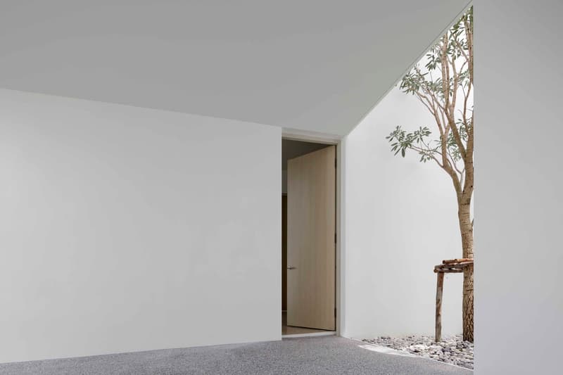 White Box Ayutt and Associates Homes Houses Modern Interior Exterior Bangkok Thailand Interior Exterior Building Inspiration Influence Minimalist
