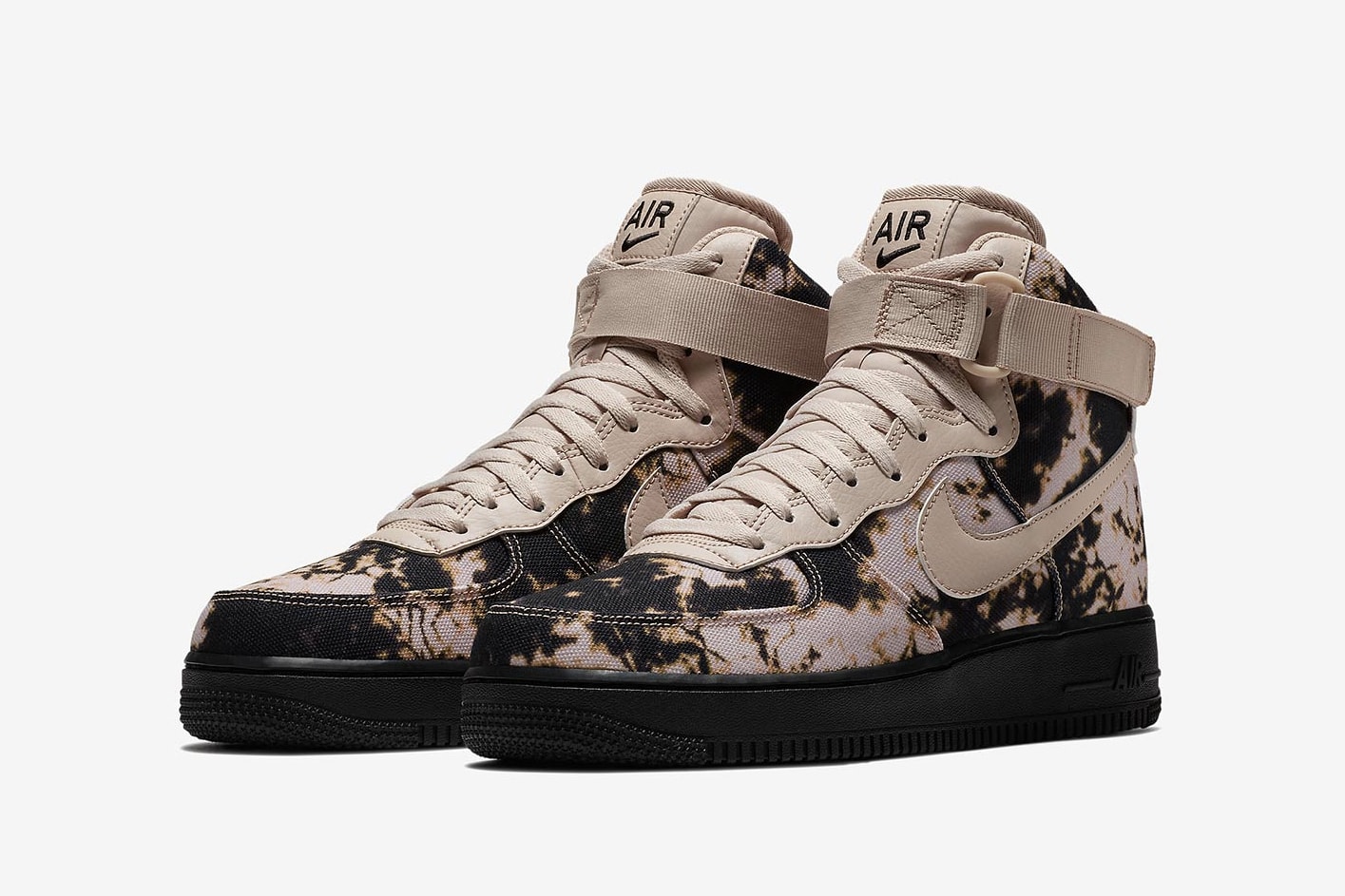 Nike Air Force 1 High Acid-Wash Sneakers streetwear