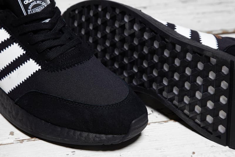 sneakers footwear iniki boost