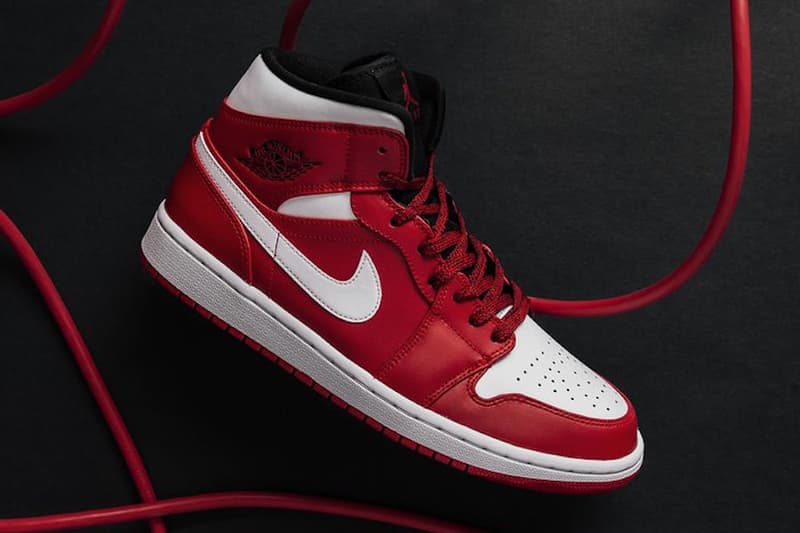 Air Jordan 1 Mid Gym Red U S Release Hypebeast
