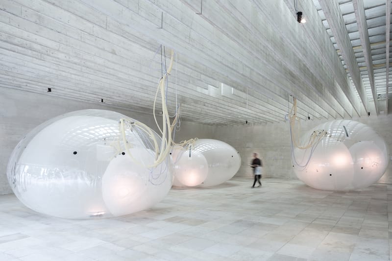 Otherworldly Balloon Installation Responds to Changing Environments