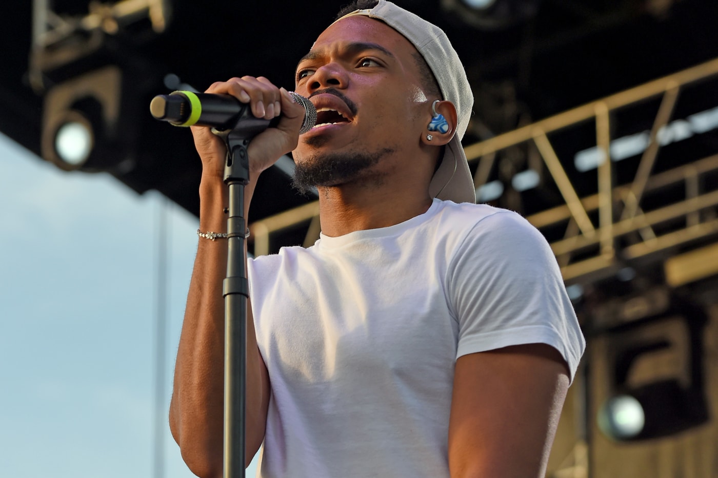 chance-the-rapper-coloring-book-billboard-200-streaming
