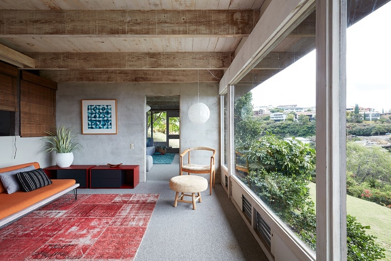 Ehupua House Honolulu For Sale Landscape Scenery Views Award-Winning Architect Sid Snyder Built 1969 Glazed Doors Lawn Indoor Outdoor Living Pacific Coast Seaview