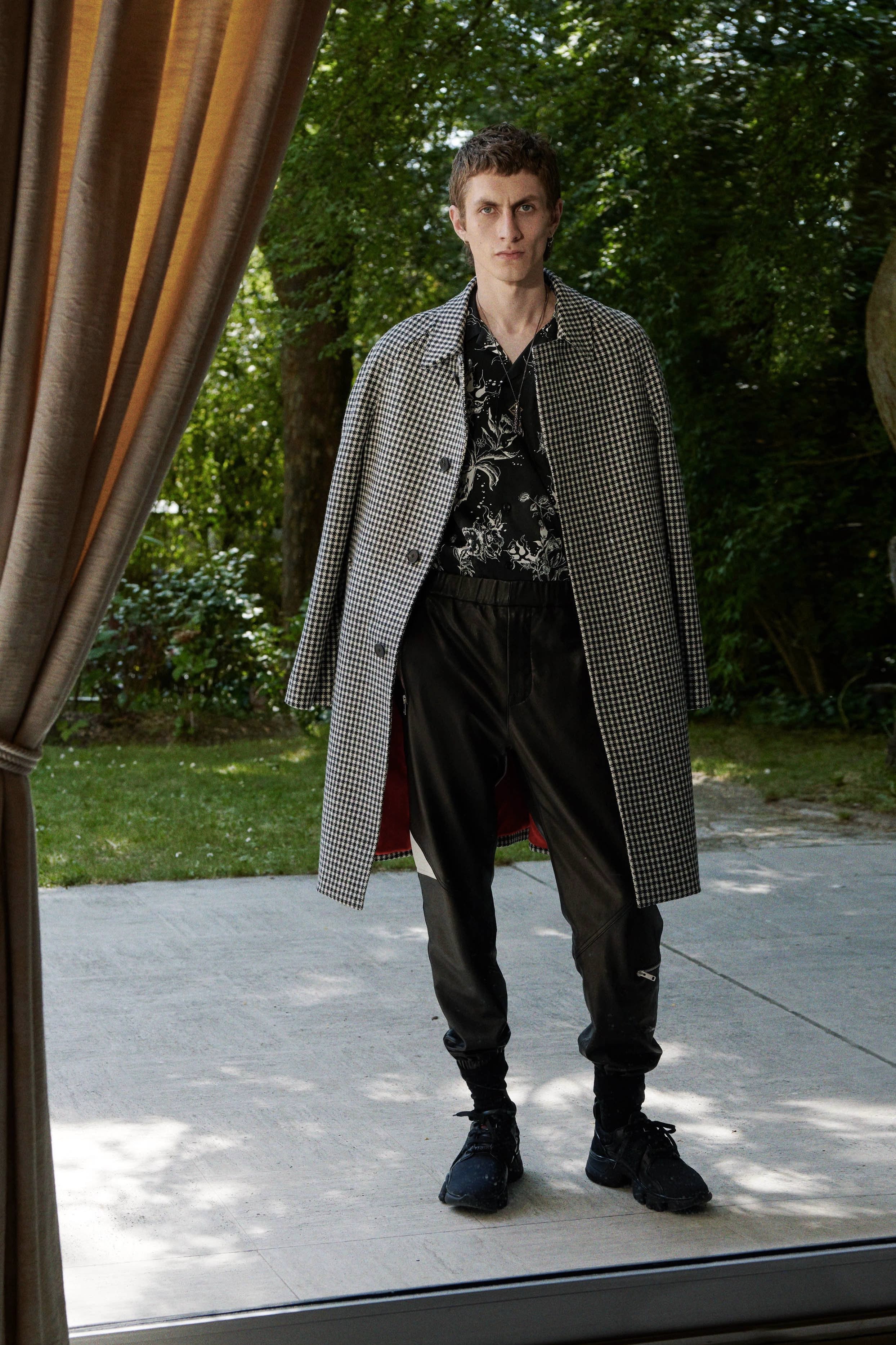 Givenchy Resort 2019 collection Clare Waight Keller runway look sport