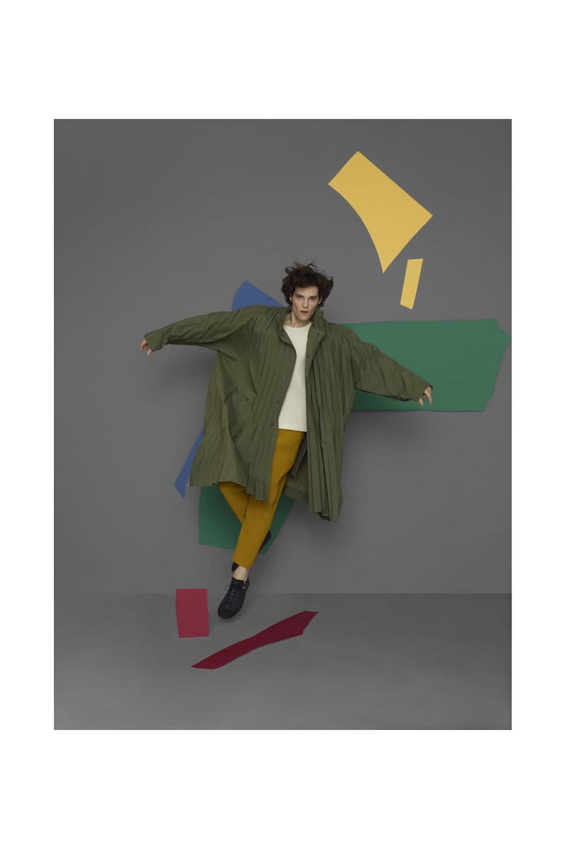 HOMME PLISSÉ ISSEY MIYAKE Fall Winter 2018 collection Lookbook jackets pants sweaters