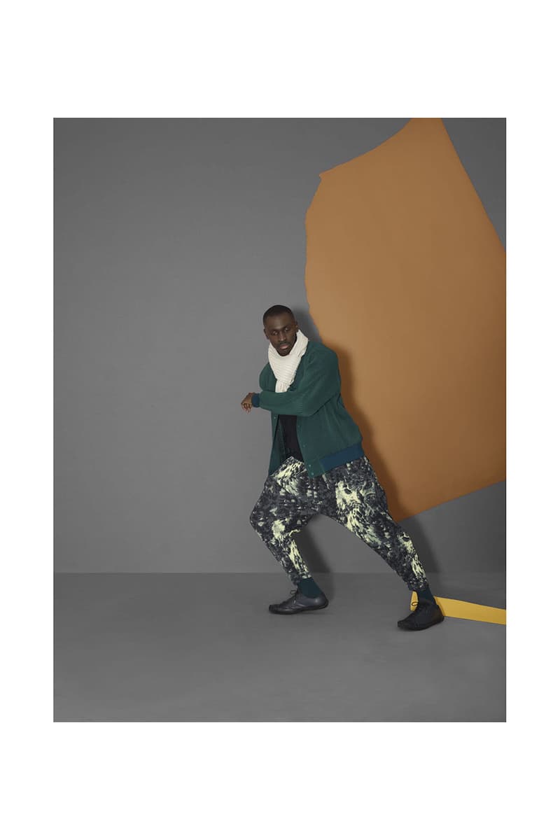 HOMME PLISSÉ ISSEY MIYAKE Fall Winter 2018 collection Lookbook jackets pants sweaters