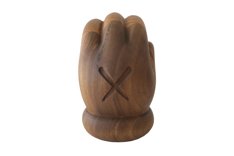 paddle8 street art auction kaws banksy invader mr brainwash jerkface matt gondek artworks paintings sculptures collectibles