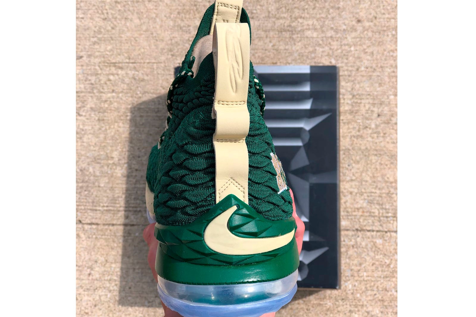 nike lebron james 15 st vincent st mary player exclusive green