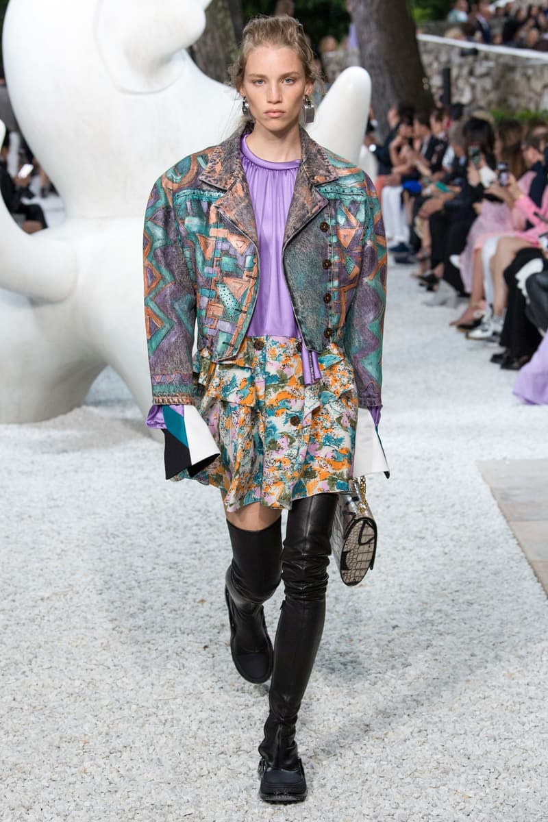 Louis Vuitton Resort 2019 Collection Show nicolas ghesquiere womanswear grace coddington accessories sneaker boots sunglasses