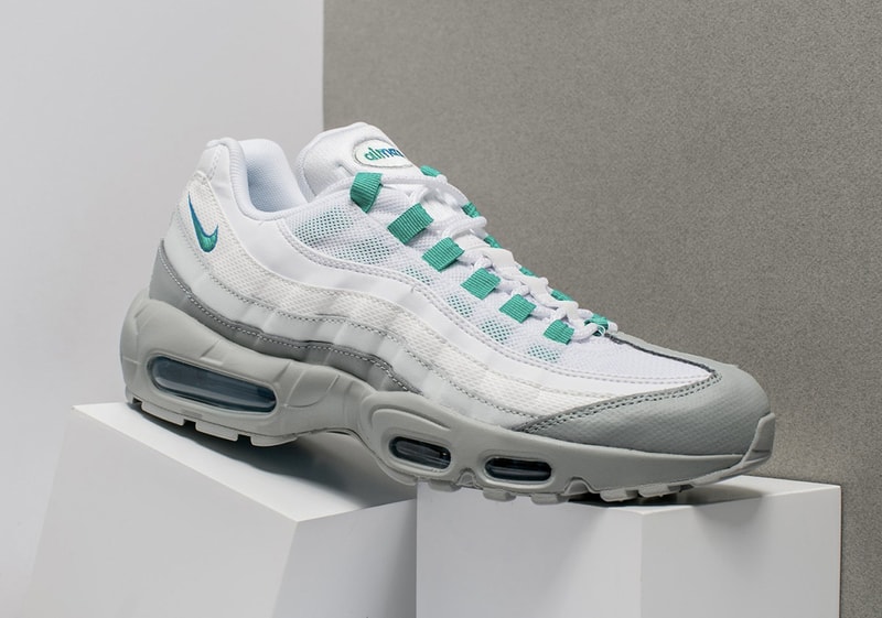 Nike Air Max 95 Clear Emerald Sneakers Streetwear
