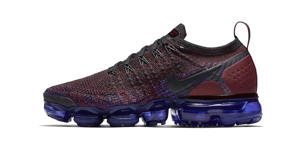 air max vapormax red and blue
