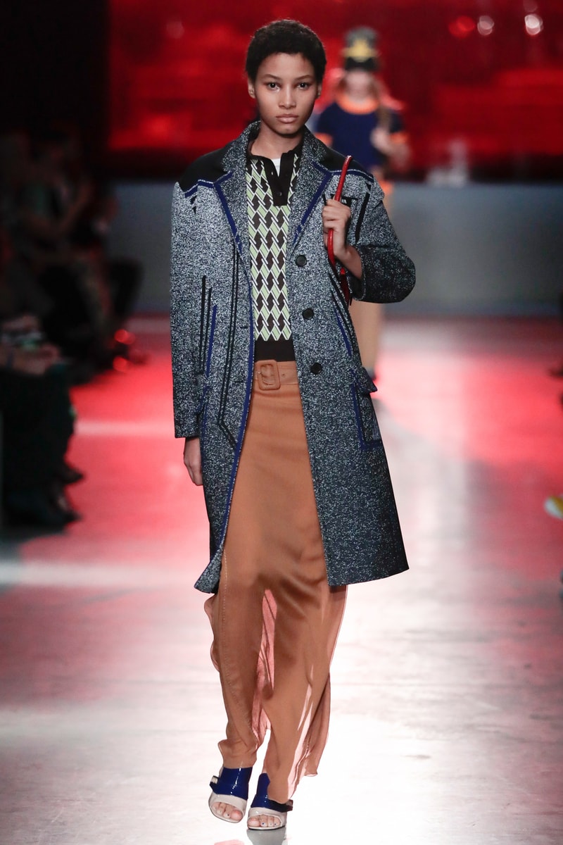 Prada Resort 2019 Collection Runway Show New York City Ugly Prints 1990s