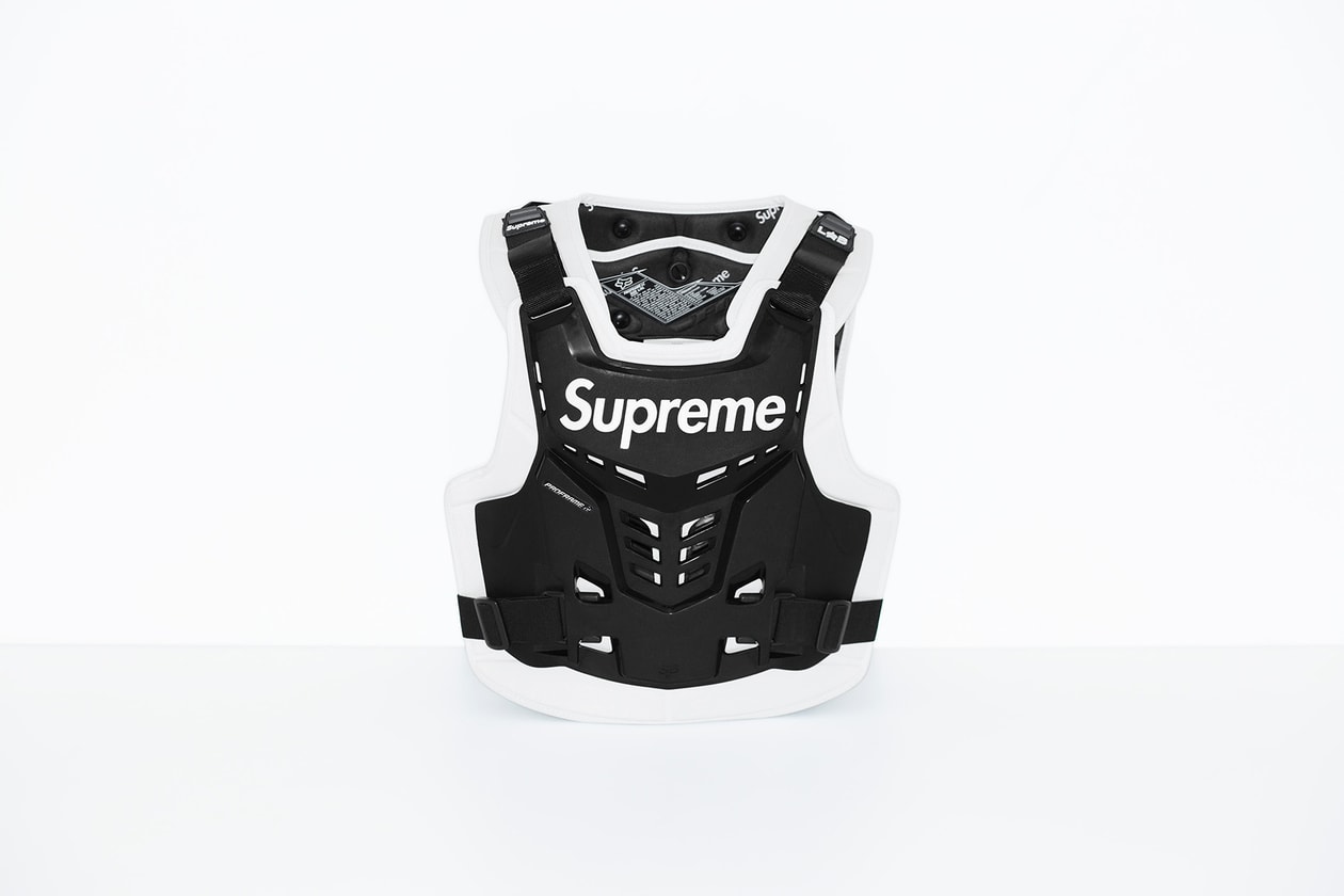 Supreme fox racing helmet Spring/Summer 2018 Drop 12 Release palace BAPE a cold wall kendrick lamar tde nike dragon ball z prada richardson