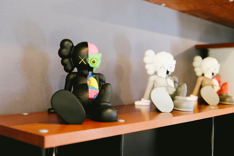 Supreme Exhibition Auction Artcurial Louis Vuittion Kaws George Condo cream bogo box logo football bike collaboration grail rare Cash Rules Everything Around Me Barbara Kruger mike tyson kermit 150 pieces streetwear sale Fabien Naudan