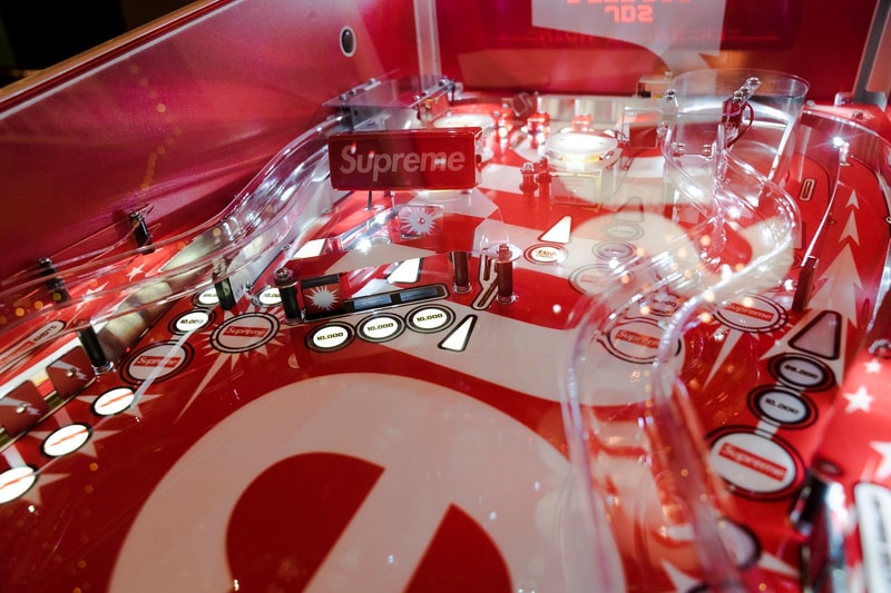 Supreme Stern Pinball Machine video pictures