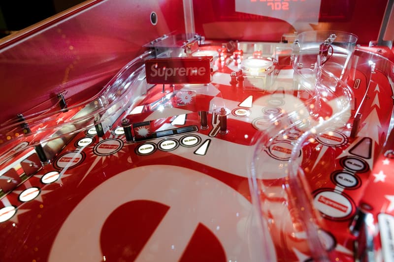 Supreme Stern Pinball Machine video pictures