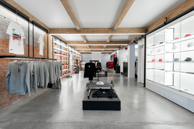 Nike TDE Championship Tour Pop Up Livestock Top Dawg Entertainment Vancouver Canada Kendrick Lamar SZA ScHoolboy Q