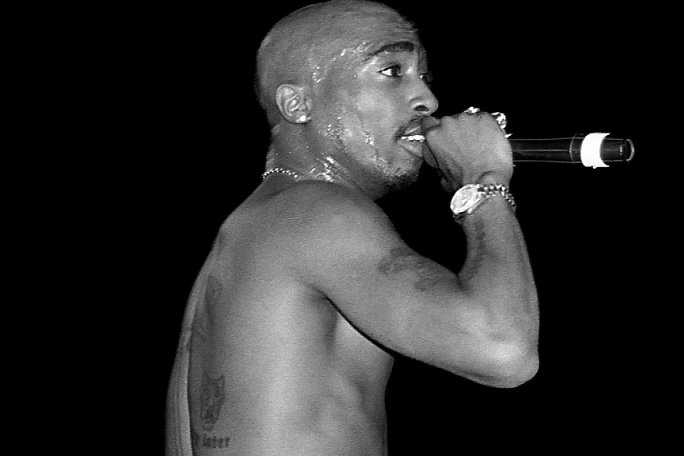 Tupac Video Director Seeking Donations to Make Film About Tupac's Final Week