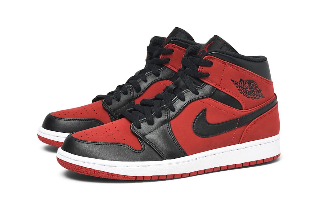 Air Jordan 1 Mid Gets Hit With A “Bred 