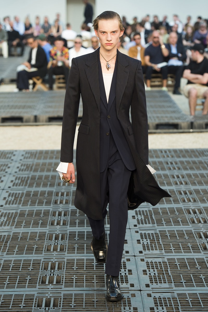 Alexander McQueen spring summer 2019 runway collection paris fashion week mens Sarah Burton