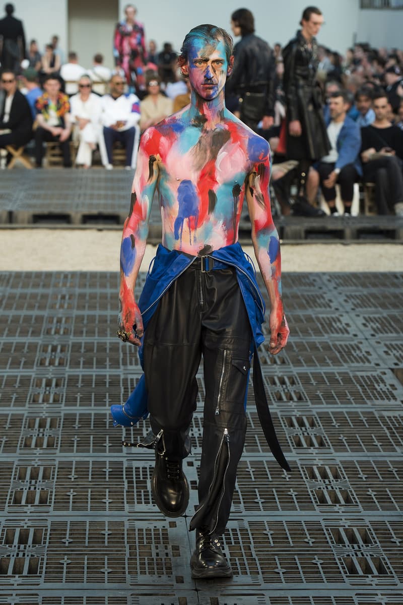 Alexander McQueen spring summer 2019 runway collection paris fashion week mens Sarah Burton