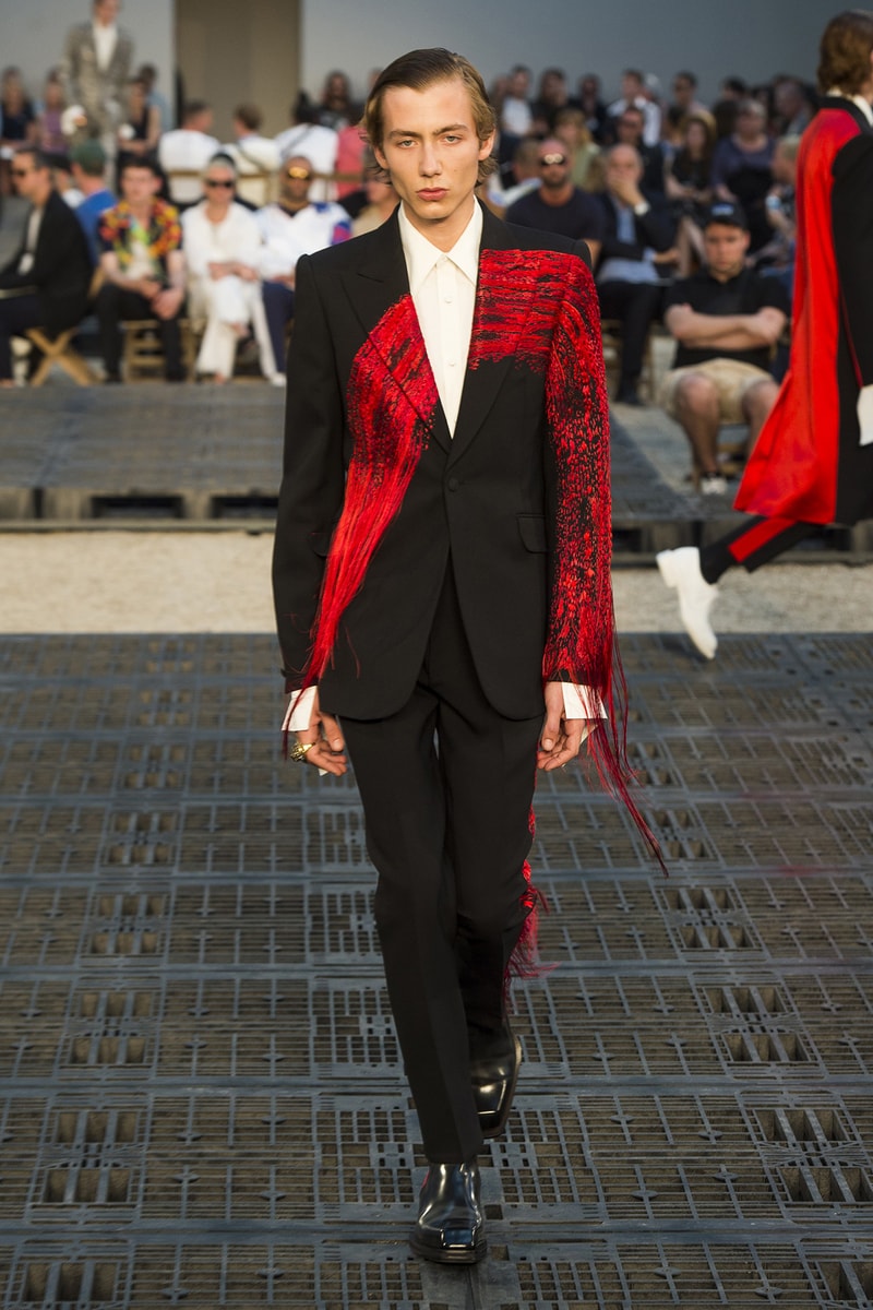 Alexander McQueen spring summer 2019 runway collection paris fashion week mens Sarah Burton