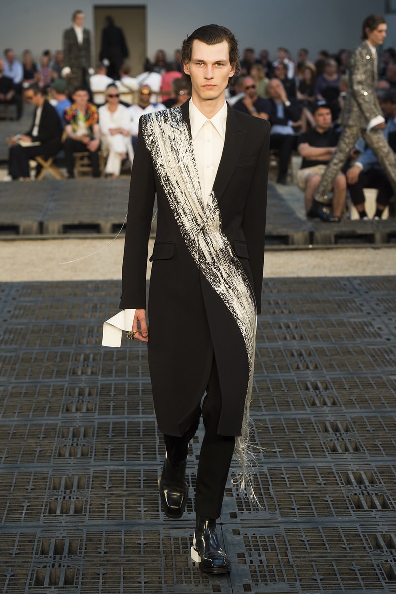 Alexander McQueen spring summer 2019 runway collection paris fashion week mens Sarah Burton