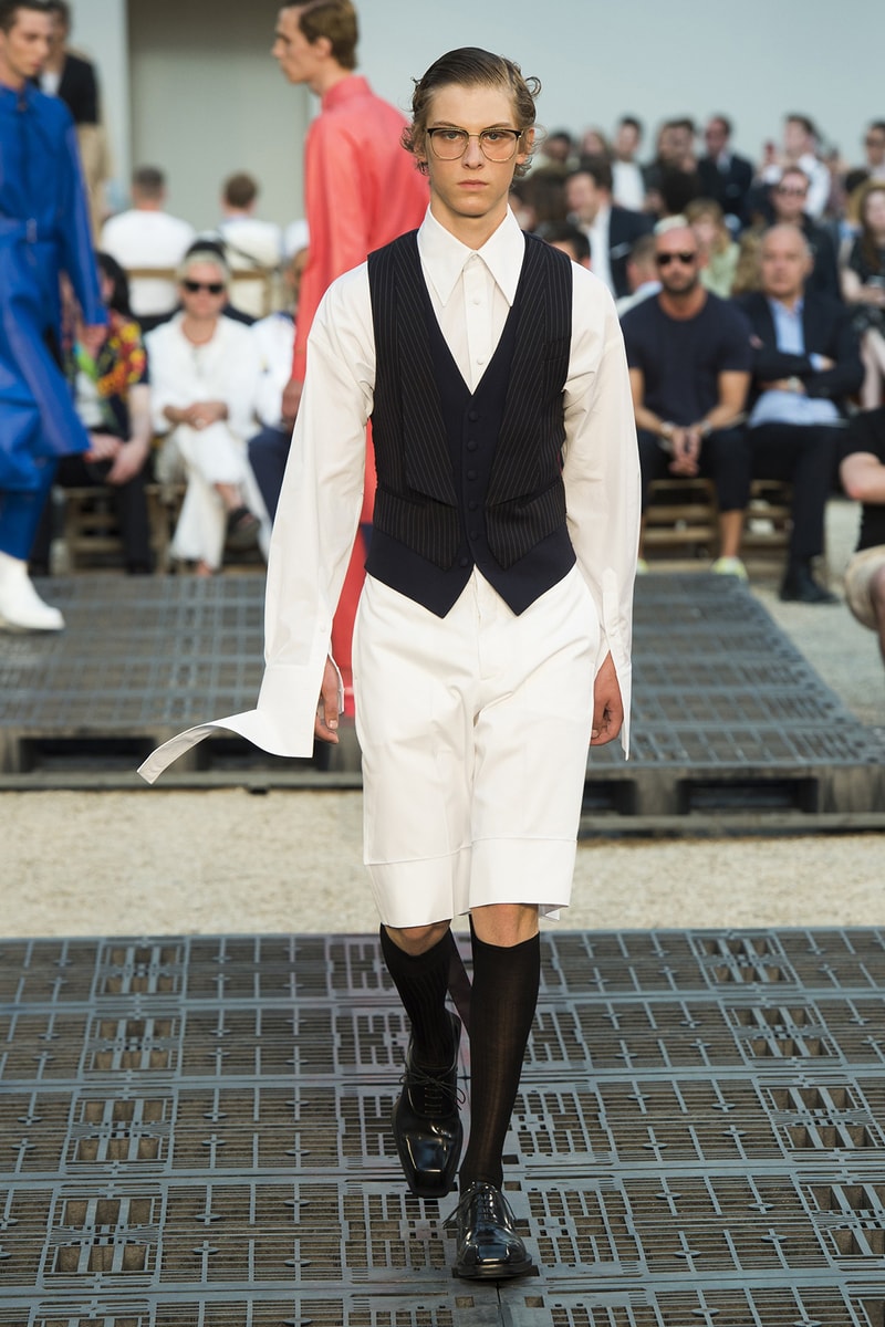 Alexander McQueen spring summer 2019 runway collection paris fashion week mens Sarah Burton