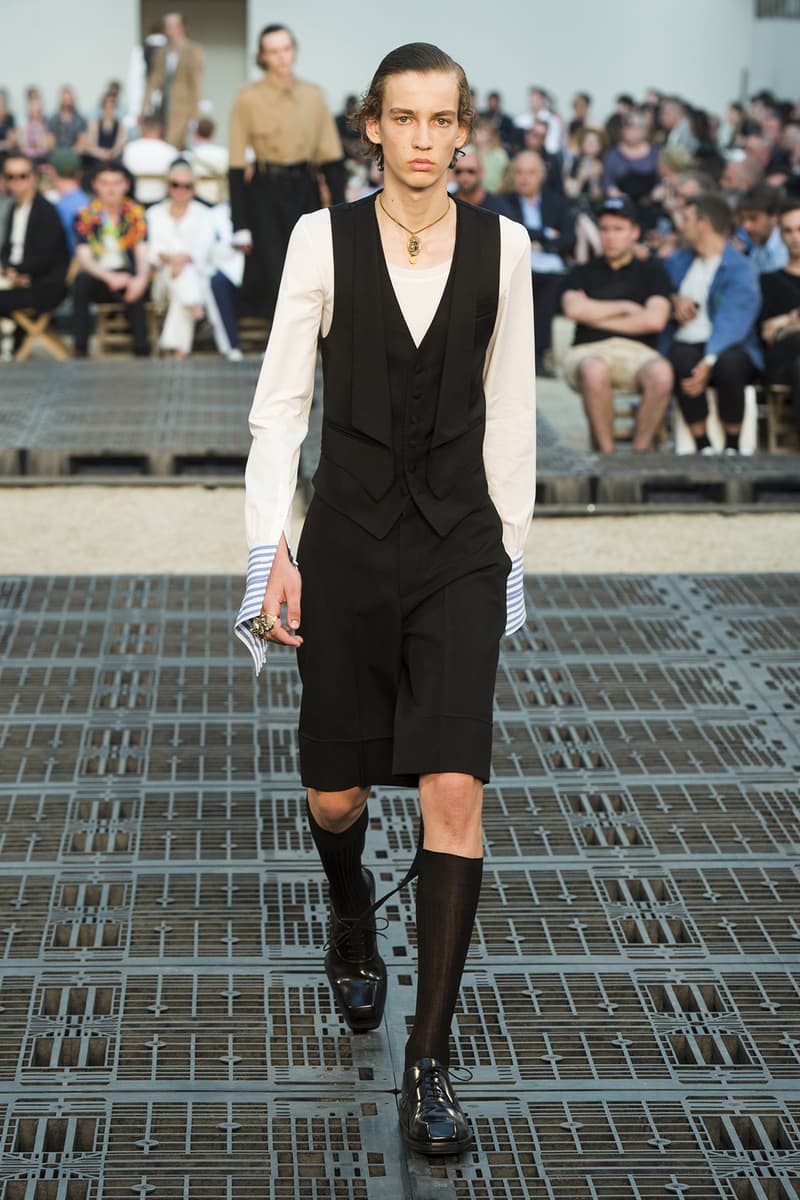 Alexander McQueen spring summer 2019 runway collection paris fashion week mens Sarah Burton