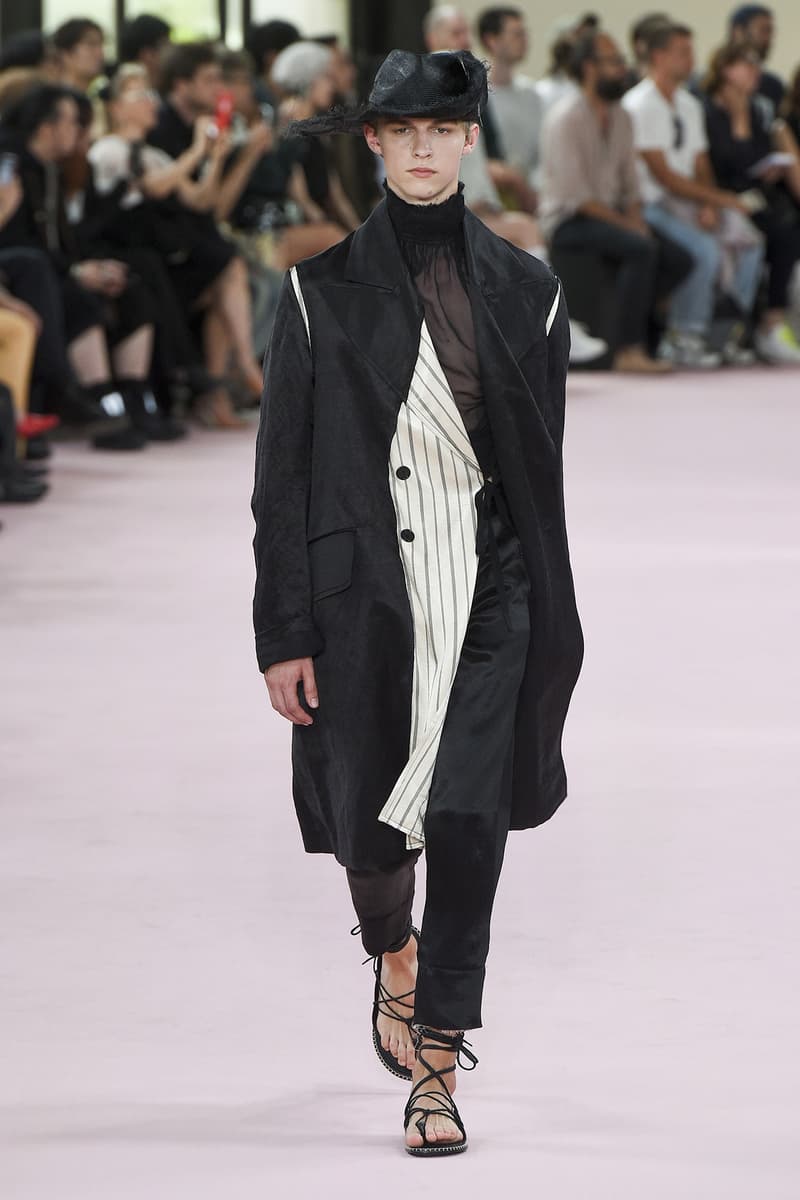 Ann Demeulemeester spring summer 2019 runway show paris fashion week men Sébastien Meunier