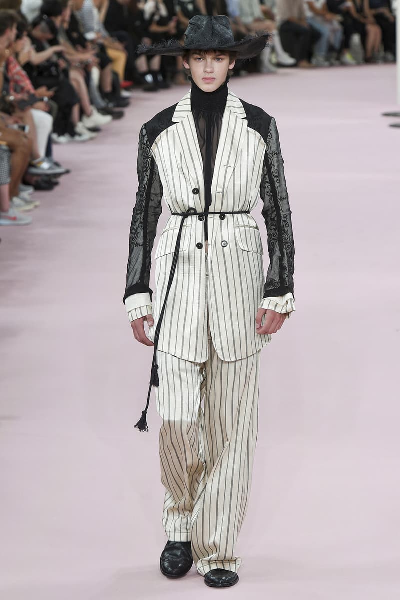 Ann Demeulemeester spring summer 2019 runway show paris fashion week men Sébastien Meunier