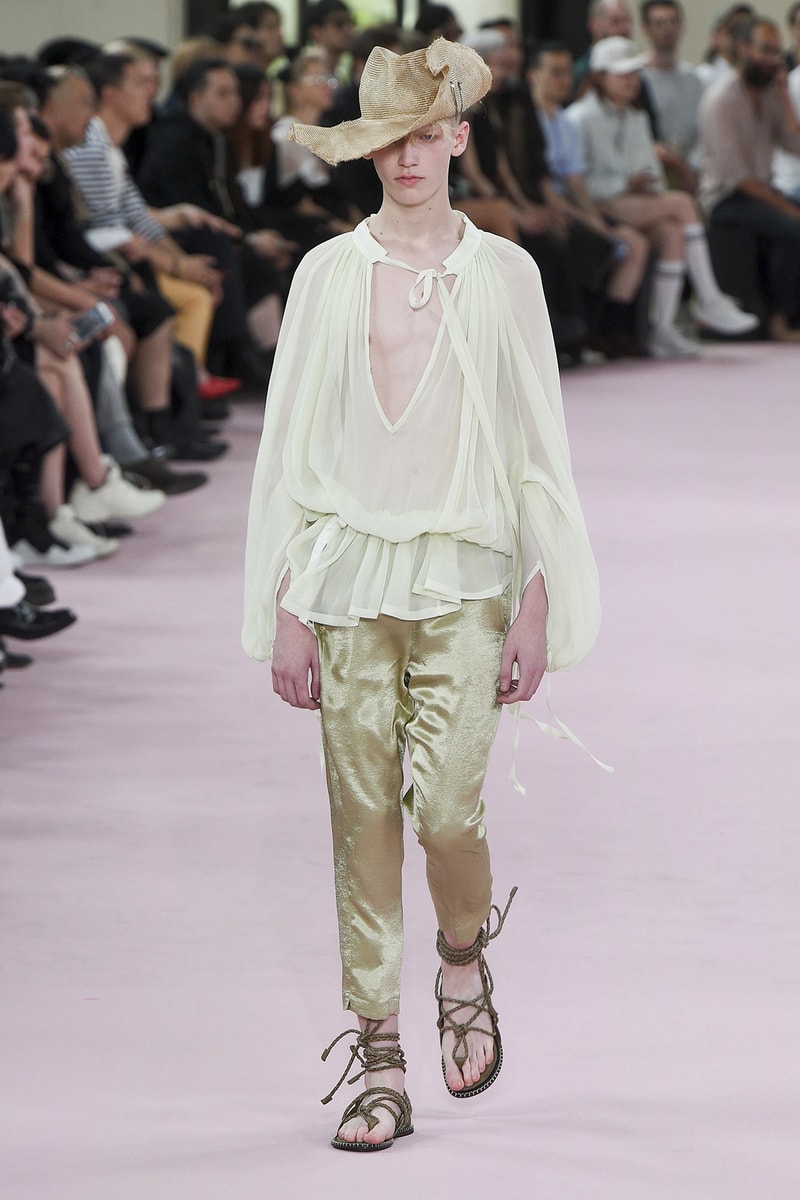 Ann Demeulemeester spring summer 2019 runway show paris fashion week men Sébastien Meunier