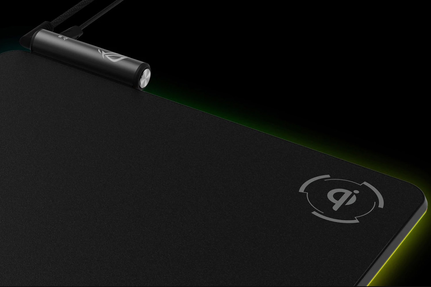 ASUS ROG Balteus Gaming Mouse Pad Charge Phone Qi LED