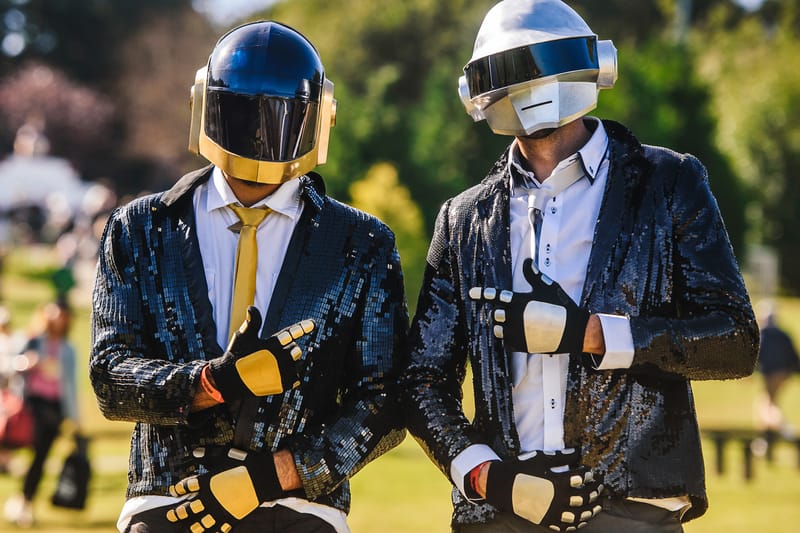 10 New Smooth Jams For Your Summer Playlists: Drake, Radiohead, Daft Punk, Goldlink & More