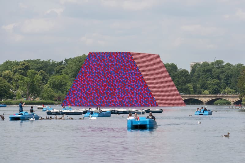 Christo Jeanne-Claude London Mastaba Hyde Park's Serpentine Lake Installation