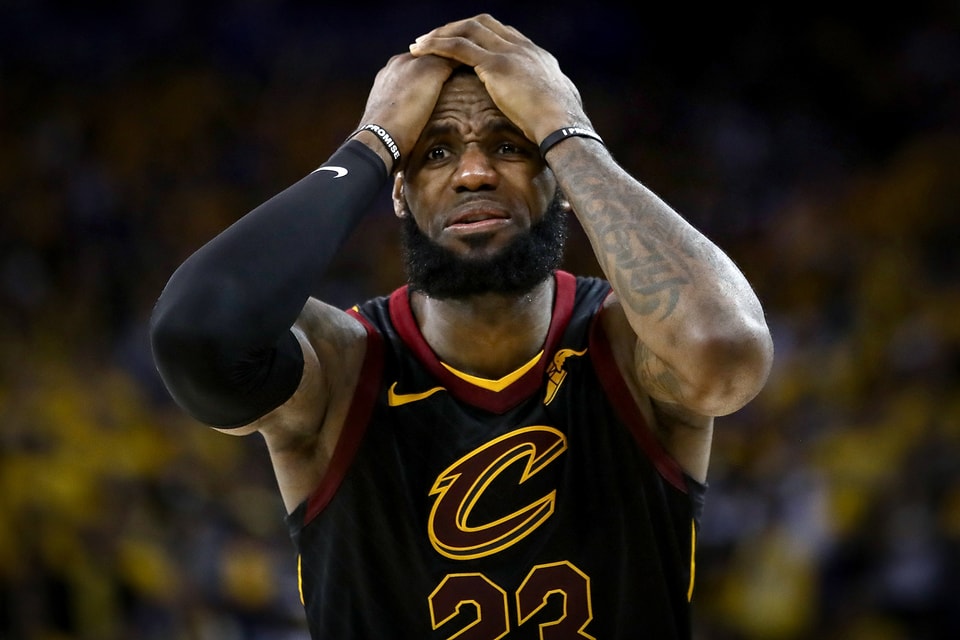 NBA superstar LeBron James going back to Cleveland Cavaliers, world goes  nuts for homecoming story